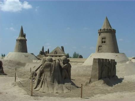 Thorn NL : Sandskulpturen-Festival